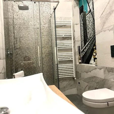 Strada Ion I. C. Bratianu Nr.24