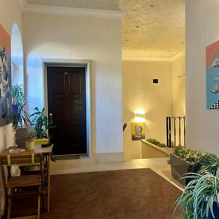 Strada Ion I. C. Bratianu Nr.24 Apartment *