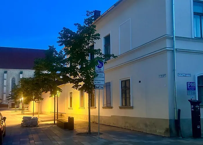 Strada Ion I. C. Bratianu Nr.24 Apartamento *